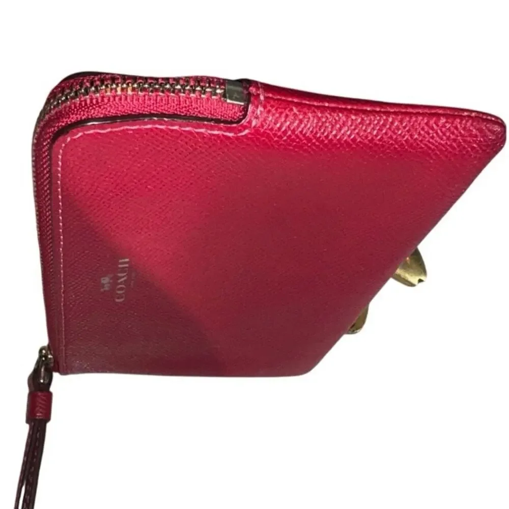 COACH Corner Zip Wristlet in 1941 Red New without Tag